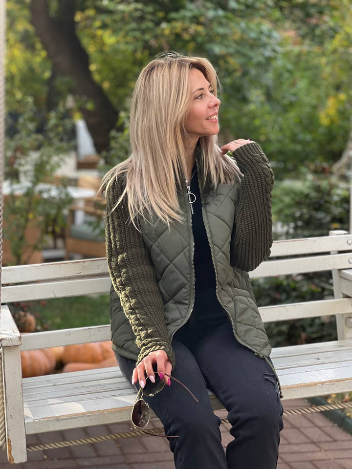 Beatrice | Quilted Knit Sleeve Jacket