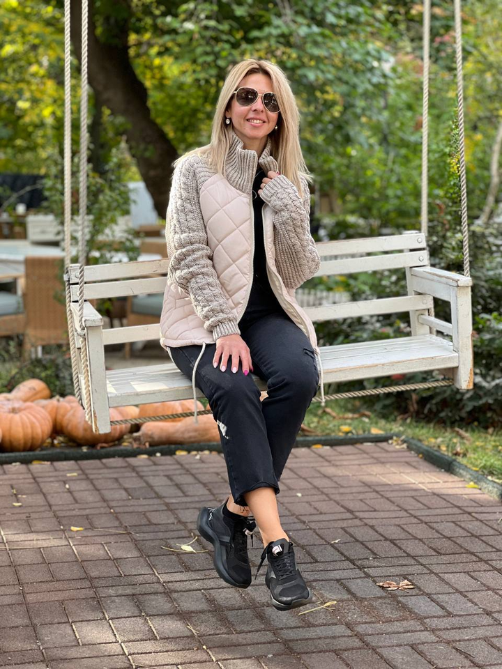 Beatrice | Quilted Knit Sleeve Jacket